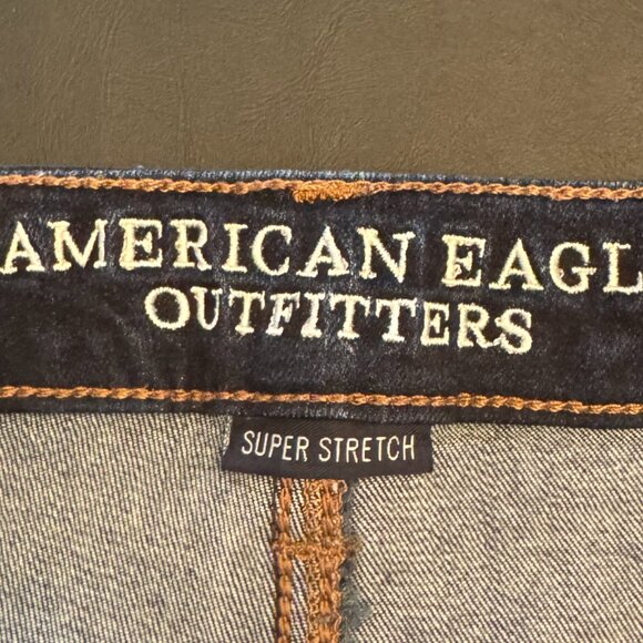 Women's Super High-Rise Shortie American Eagle Jean Shorts - Picture 4 of 6